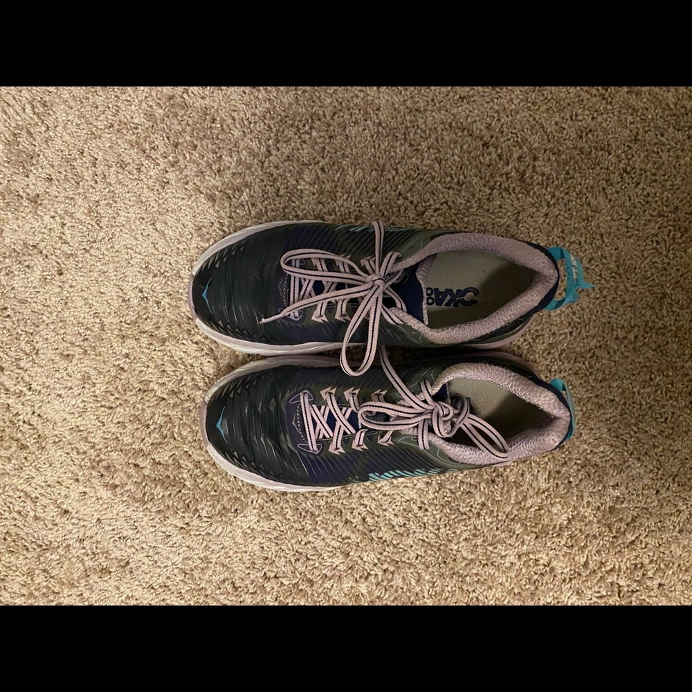 hoka shoes